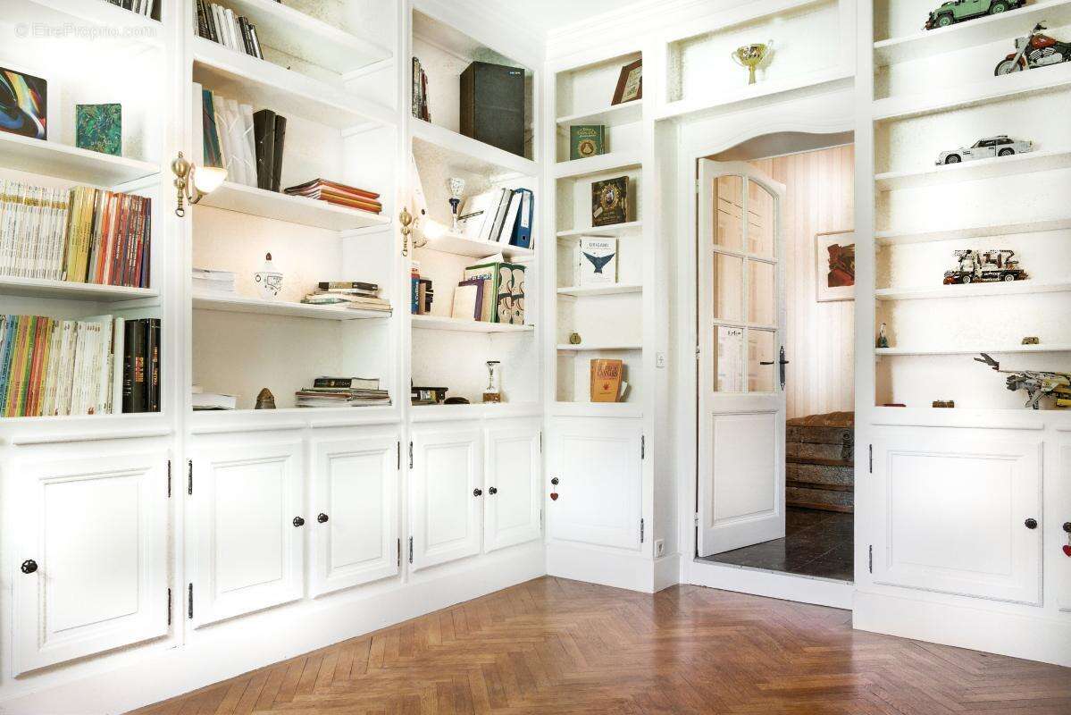 Maison de maître, 6 chambres, parc arboré de 4 566 m², dépendances - photo 11