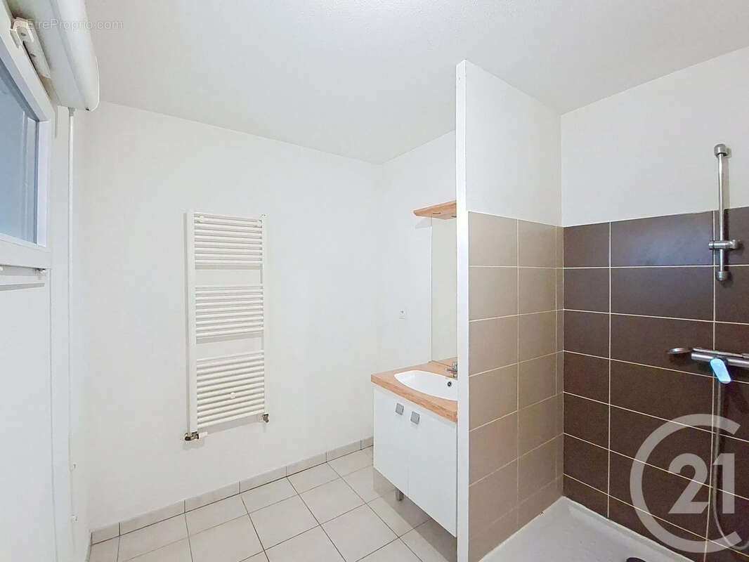 Appartement à FEYZIN