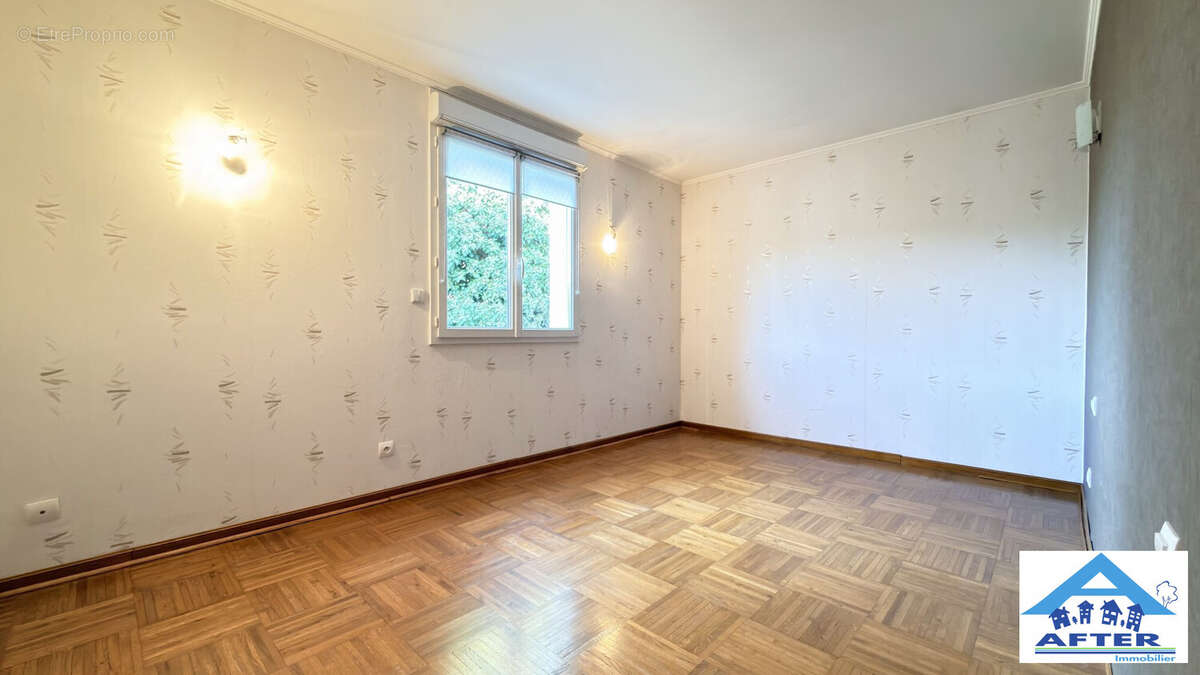 Maison à THIEBAUMENIL