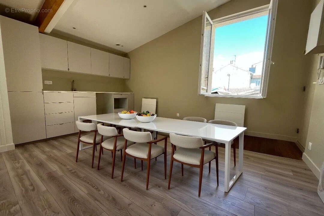 Appartement à BORDEAUX