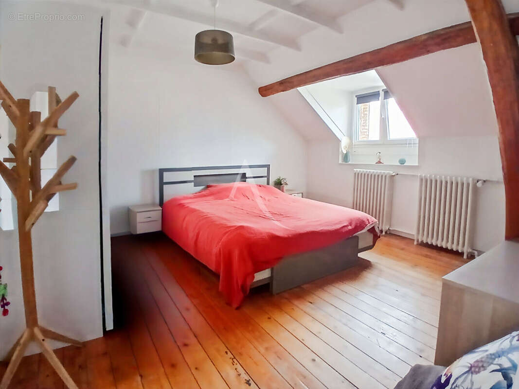 Maison à MARINES