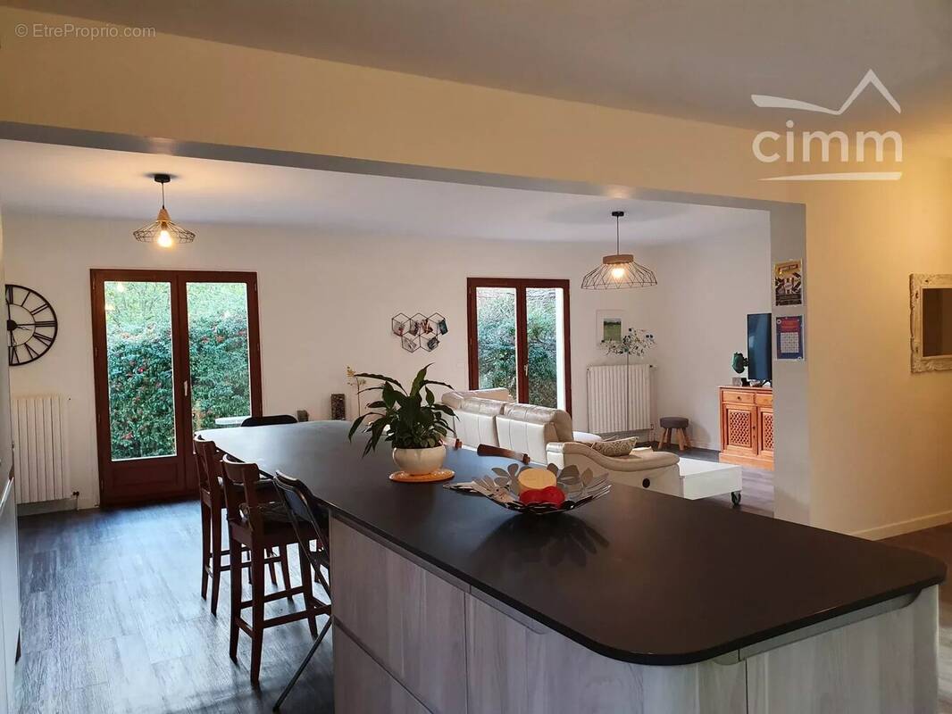À vendre – Maison familiale entièrement rénovée proche de Chambord - photo 6