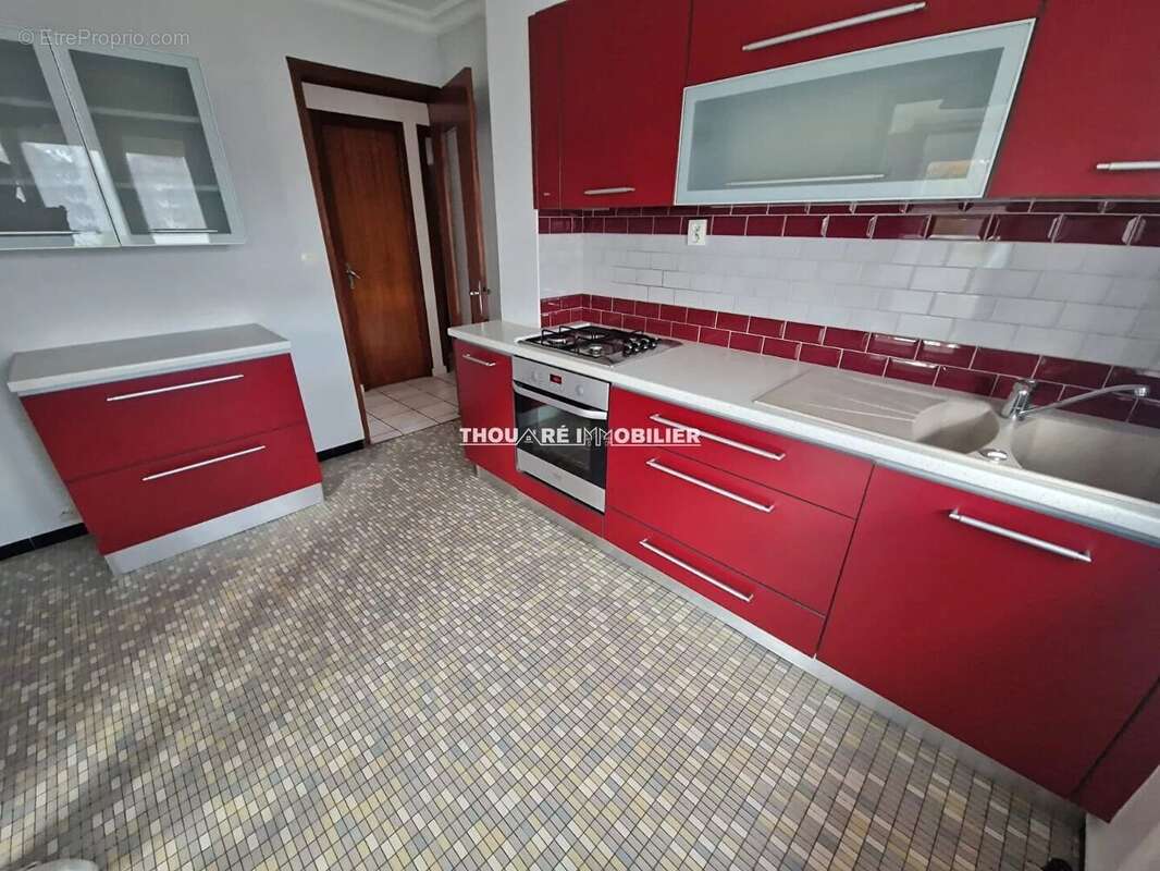 Maison à SAINTE-LUCE-SUR-LOIRE