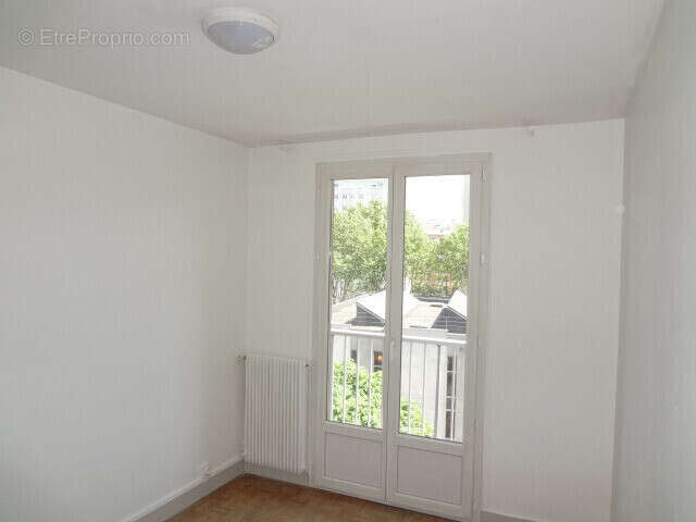 Appartement à MONTROUGE