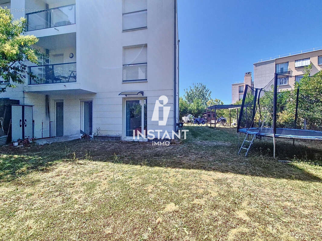 Appartement à MAISONS-ALFORT