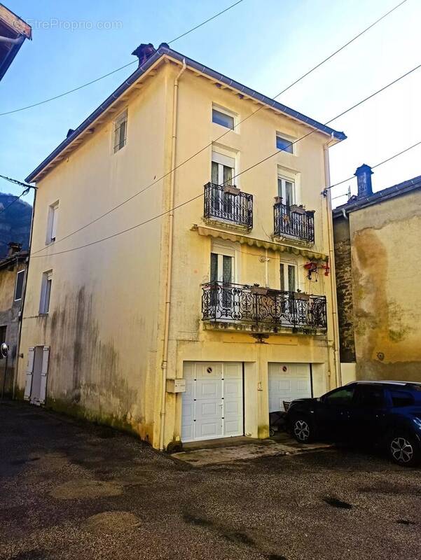 Maison à CHALEY