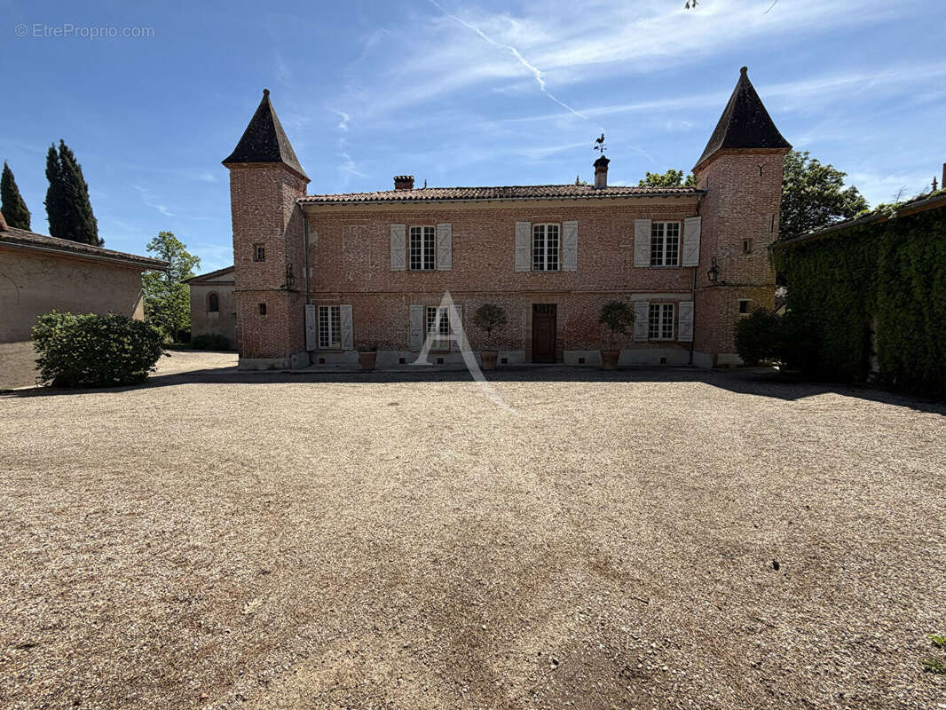 Maison à FRONTON