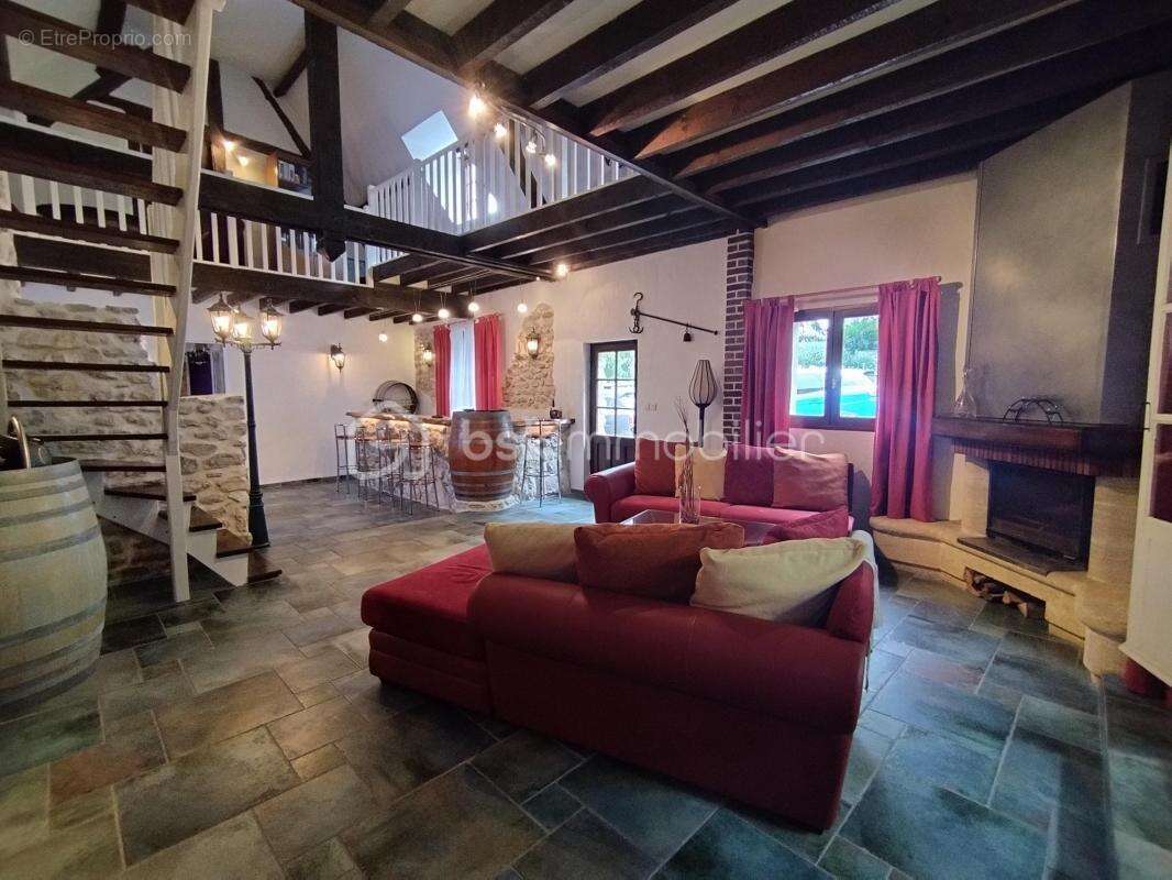 Maison à CLAYE-SOUILLY