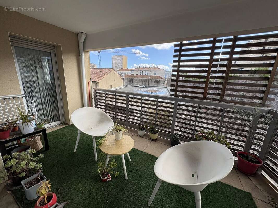 Appartement 57 m² à Nimes  - photo 2