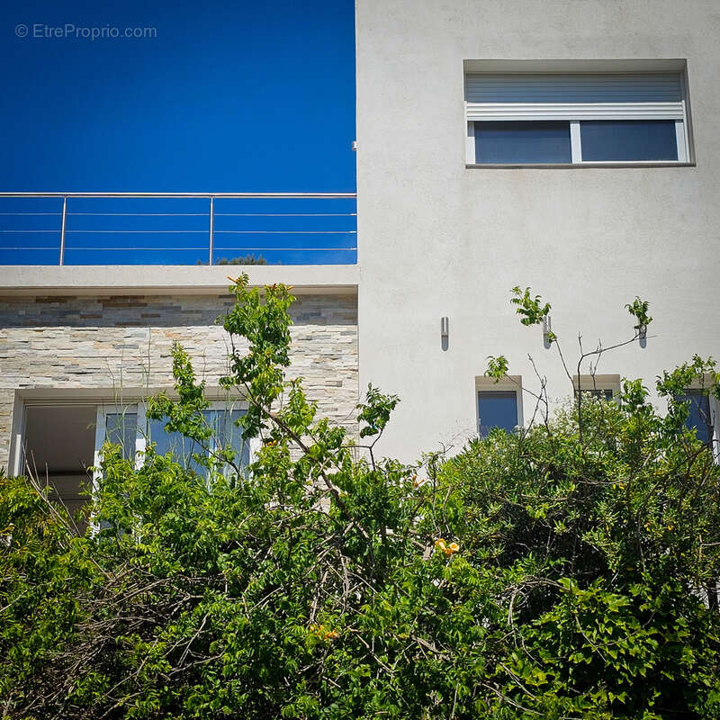 Maison à CARQUEIRANNE
