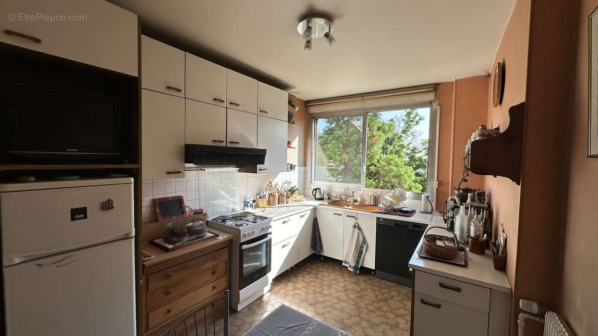 Appartement à SAINTE-FOY-LES-LYON