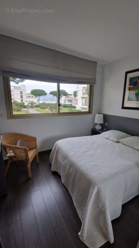 Appartement à MANDELIEU-LA-NAPOULE