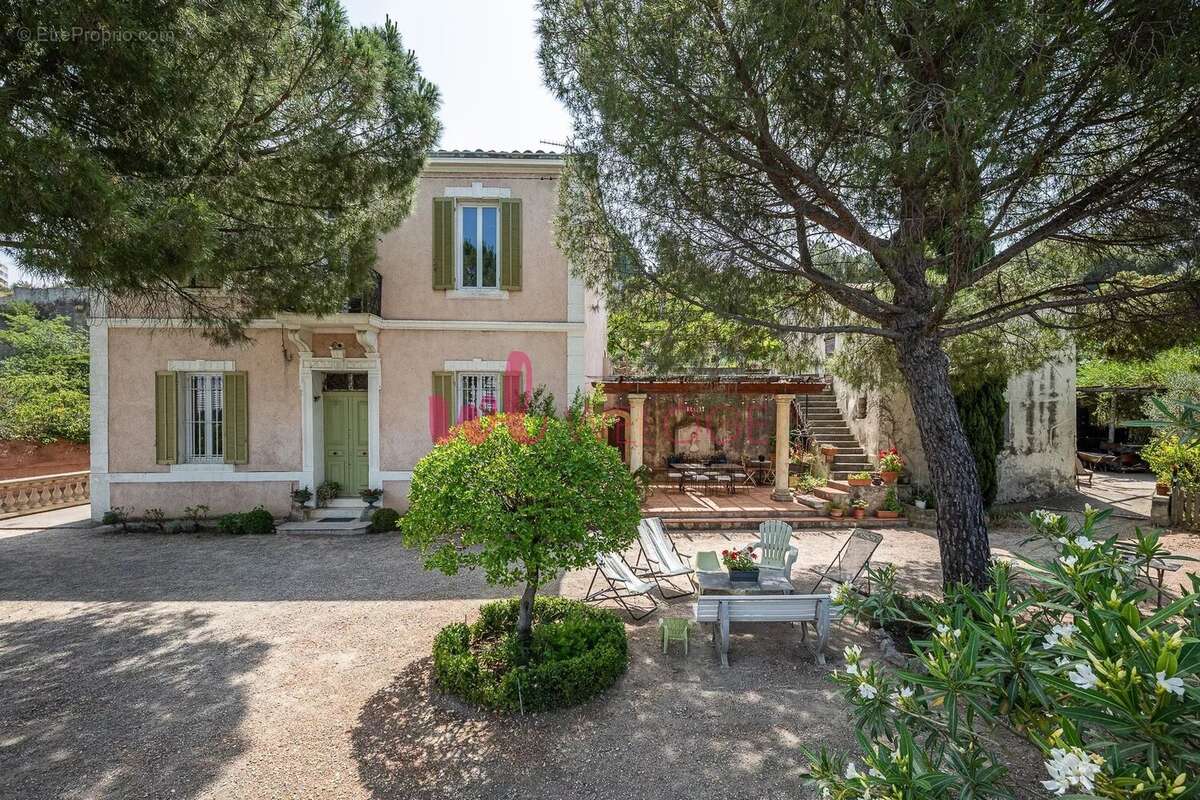 Maison à MARSEILLE-14E