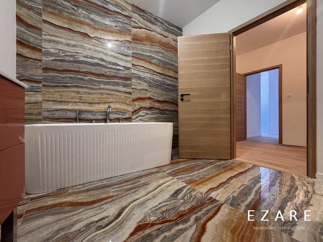 Salle de bains  - Appartement à BEAUNE