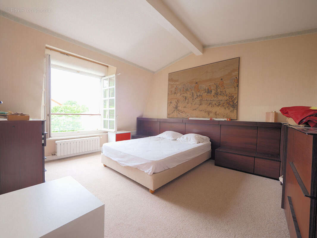 Maison à LES PAVILLONS-SOUS-BOIS