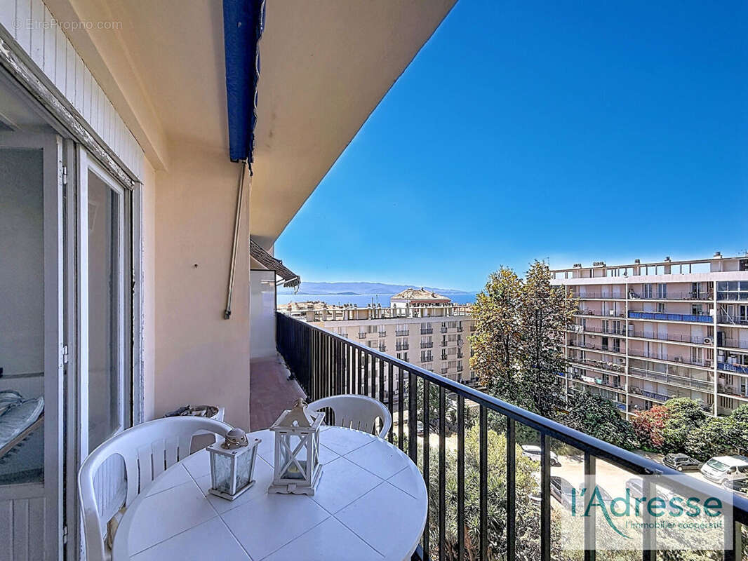 Appartement à AJACCIO
