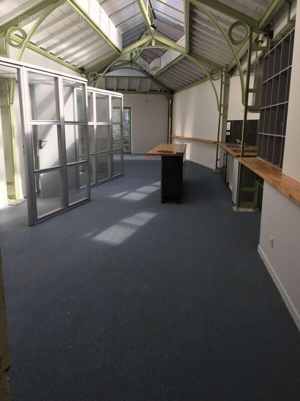 Loft, local commercial ou bureau, cœur de ville, rez de chaussée - photo 12