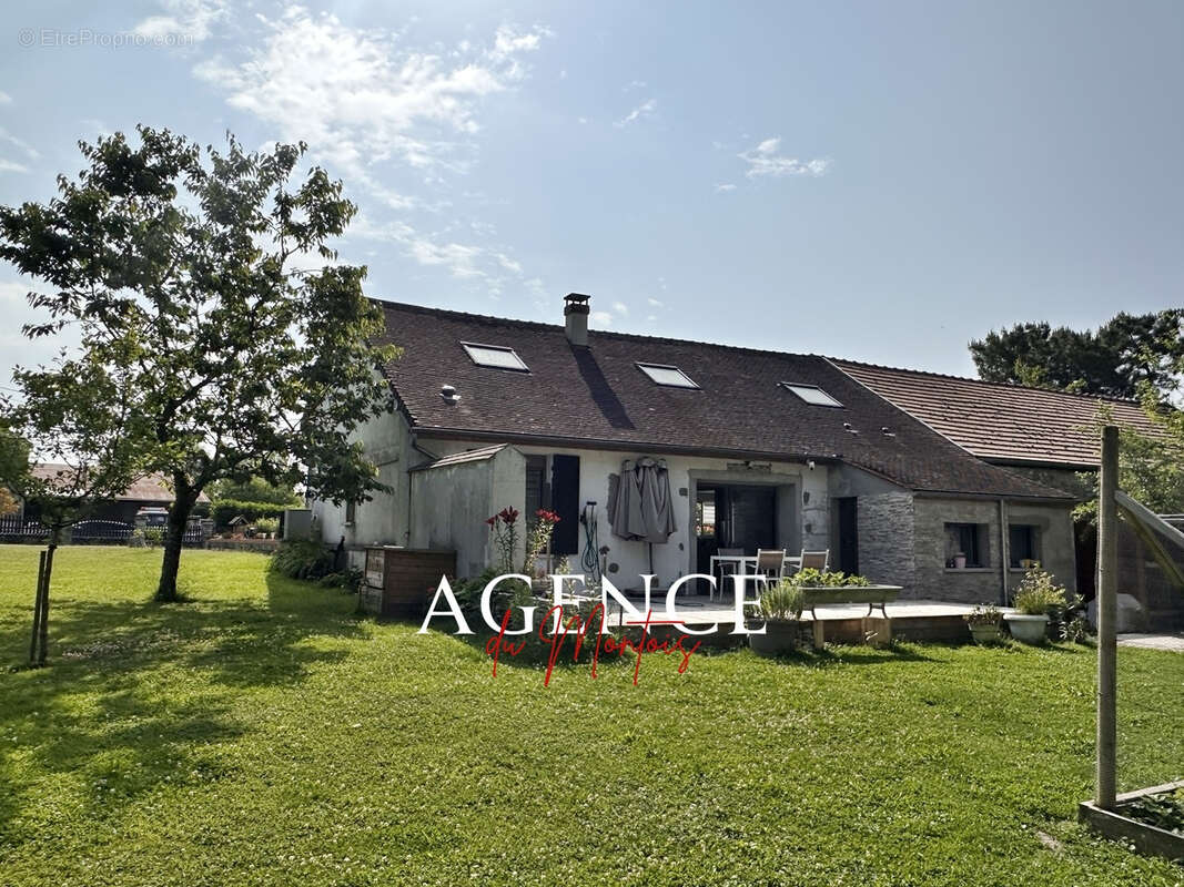 Maison à DONNEMARIE-DONTILLY