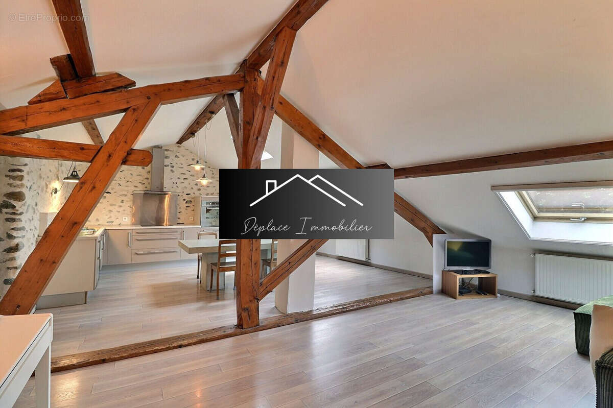 Appartement à PREVESSIN-MOENS