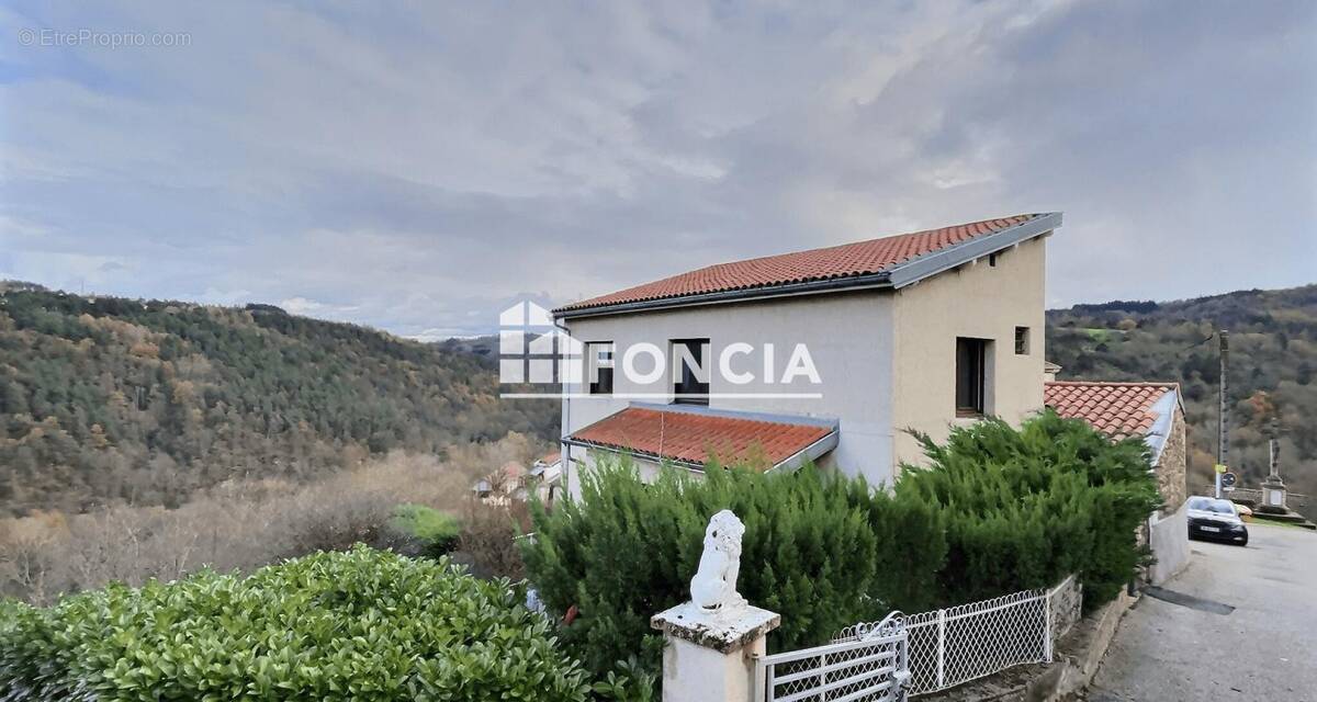 Maison à SAINT-ETIENNE