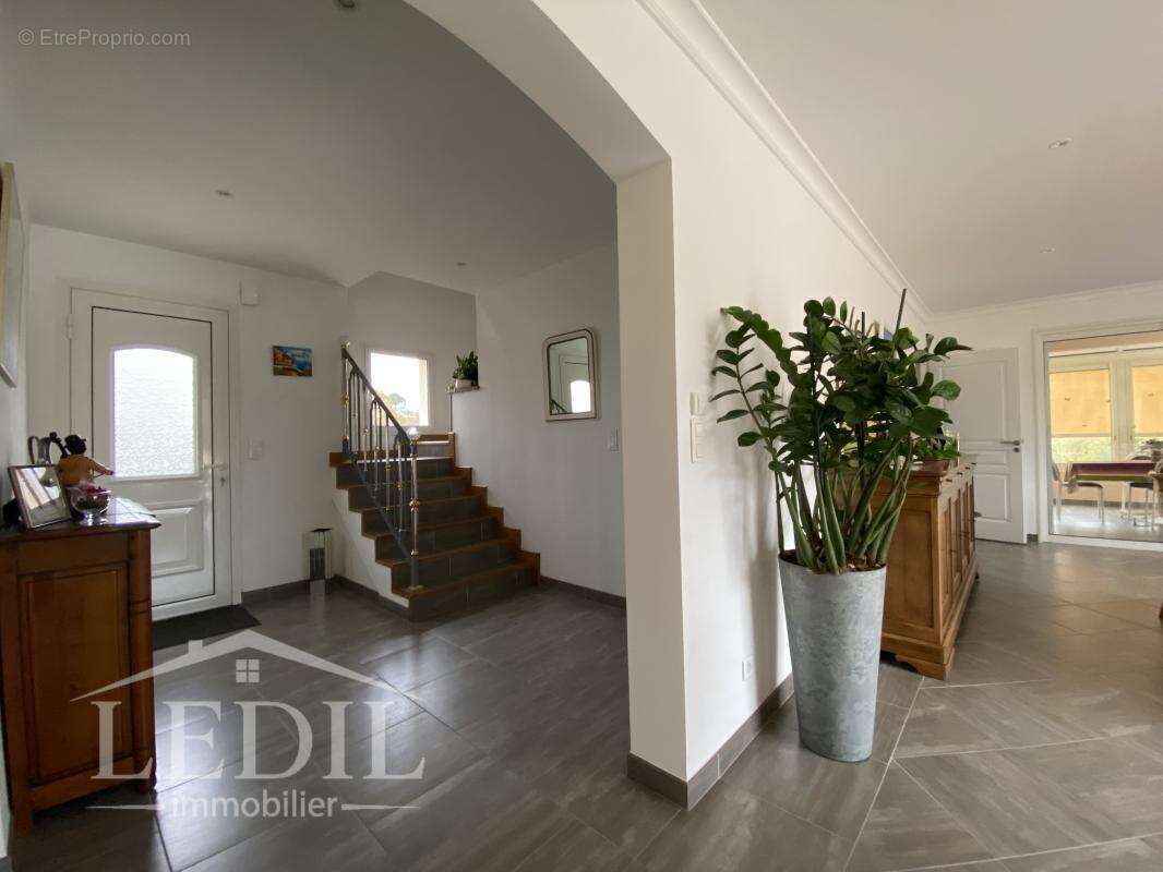 Villa de charme moderne - 3 suites, véranda lumineuse, piscine - photo 9