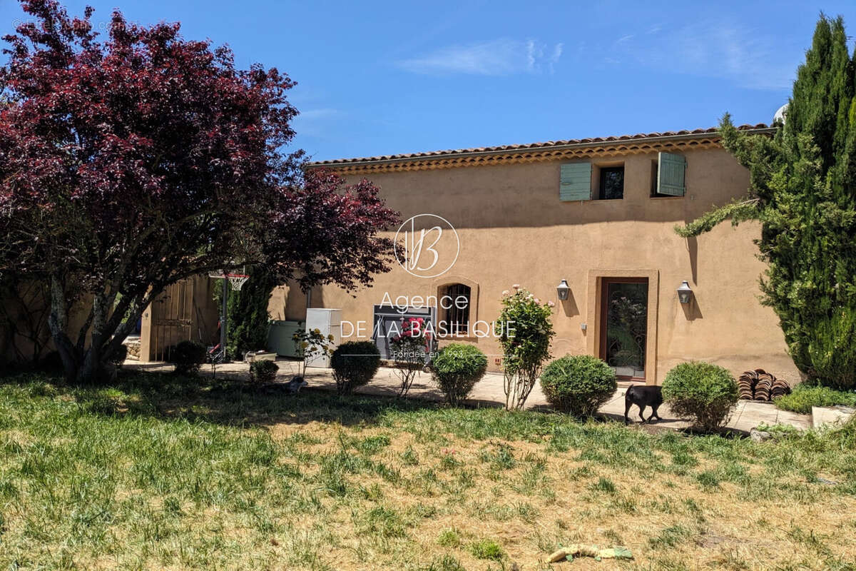 Maison à OLLIERES