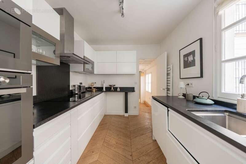 Appartement traversant calme et lumineux Vendôme / Saint-Honoré - photo 9