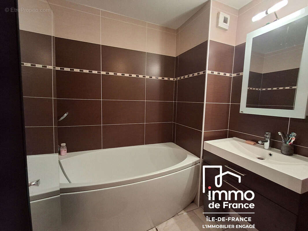 Appartement à MANTES-LA-JOLIE