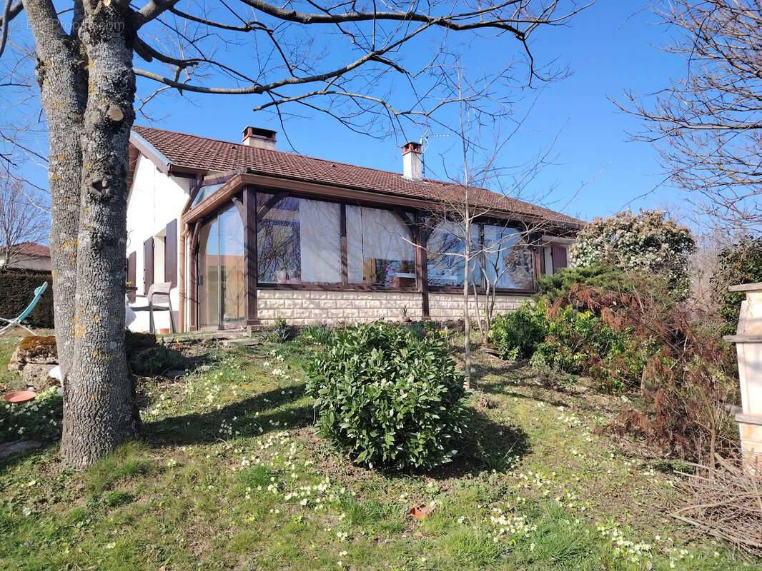 Maison à CHATTE