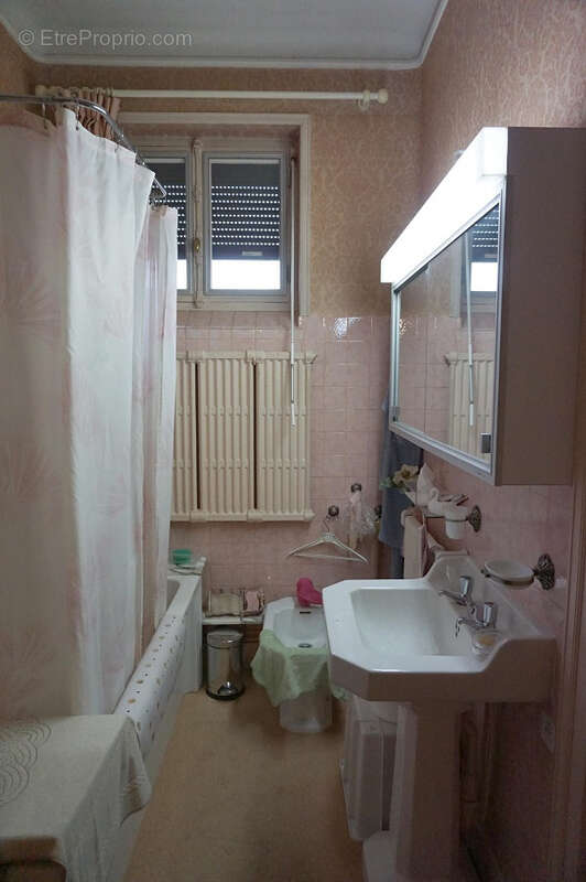 Maison à PARAY-LE-MONIAL