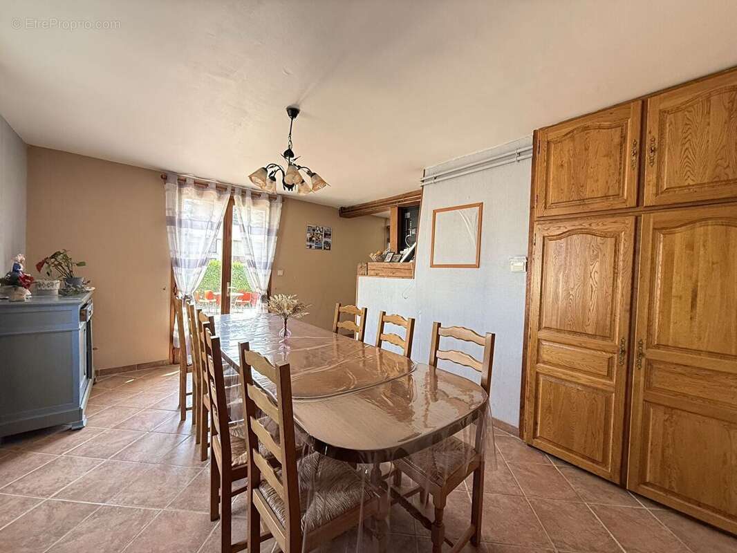 Maison 5 km Grandvilliers 6 pièce(s) 115 m2 - photo 2