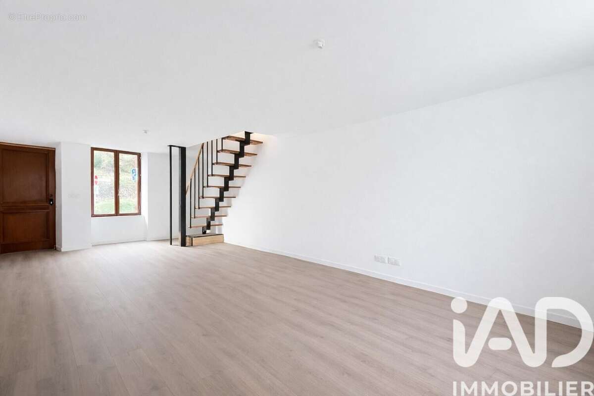 Photo 2 - Maison à BREUILLET