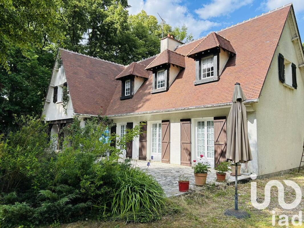 Photo 1 - Maison à LAMORLAYE