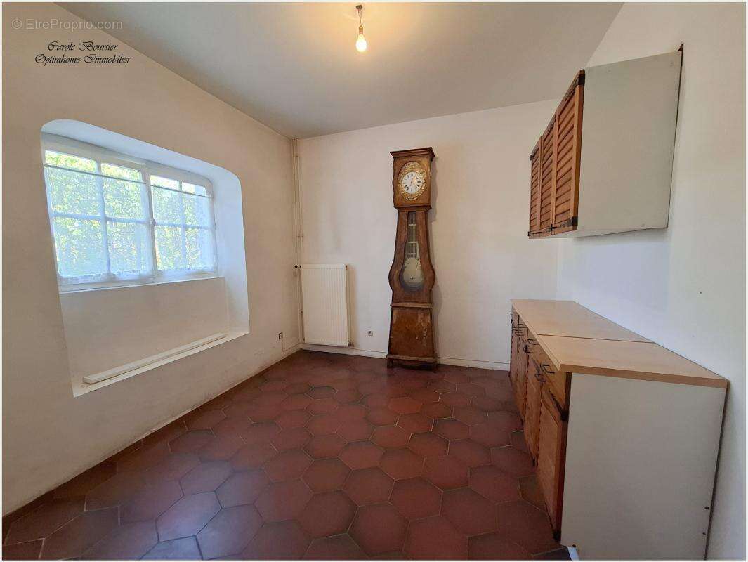 À VENDRE – Maison individuelle 6 pièces avec de beaux volumes et grenier aménageable à Châtenois (88) - photo 5
