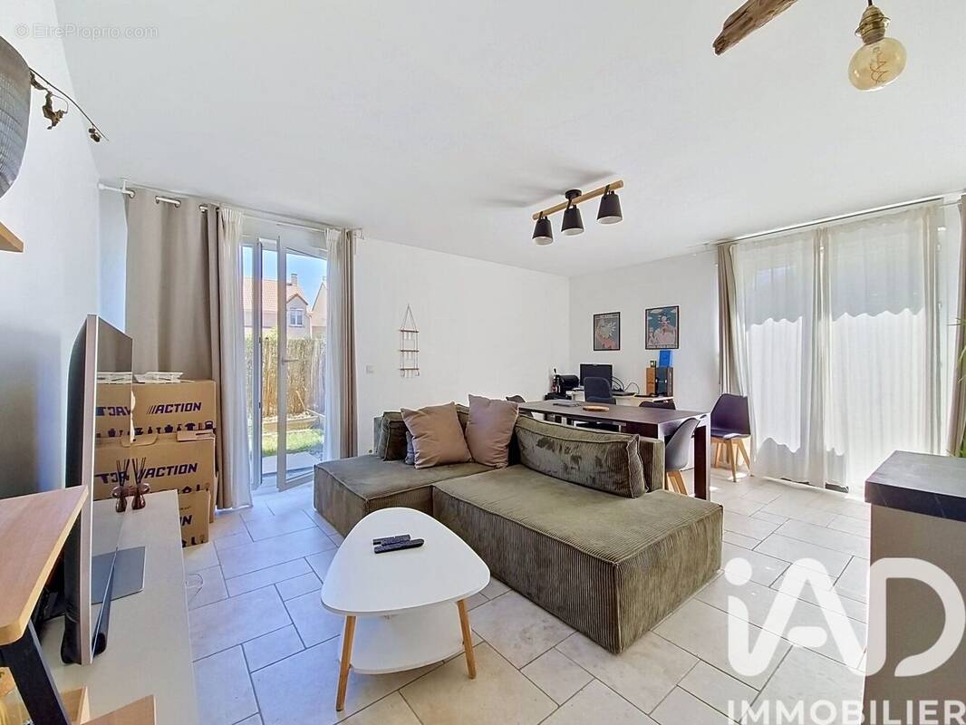 Photo 1 - Appartement à SAINTE-GENEVIEVE-DES-BOIS