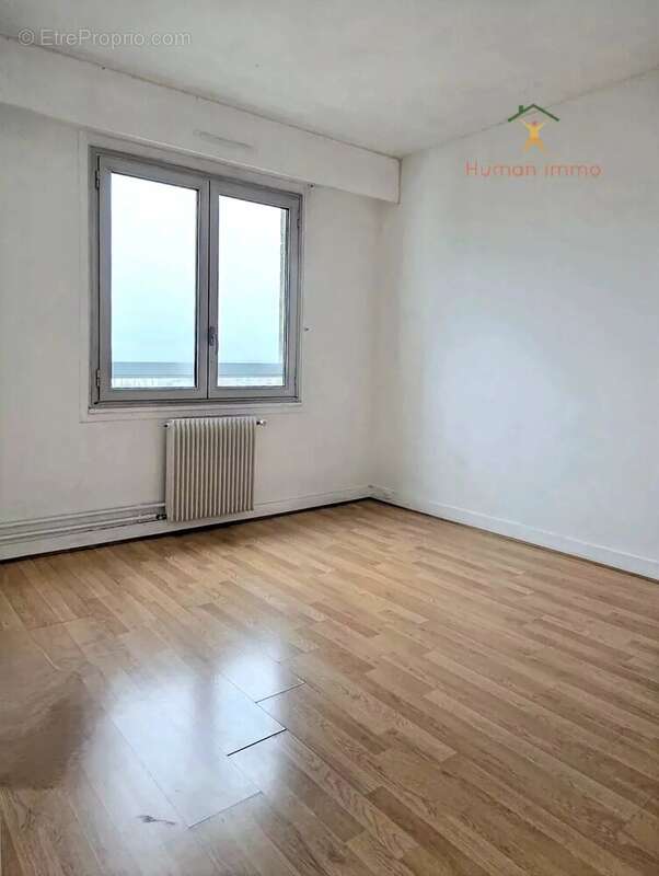 Appartement à L'HAY-LES-ROSES
