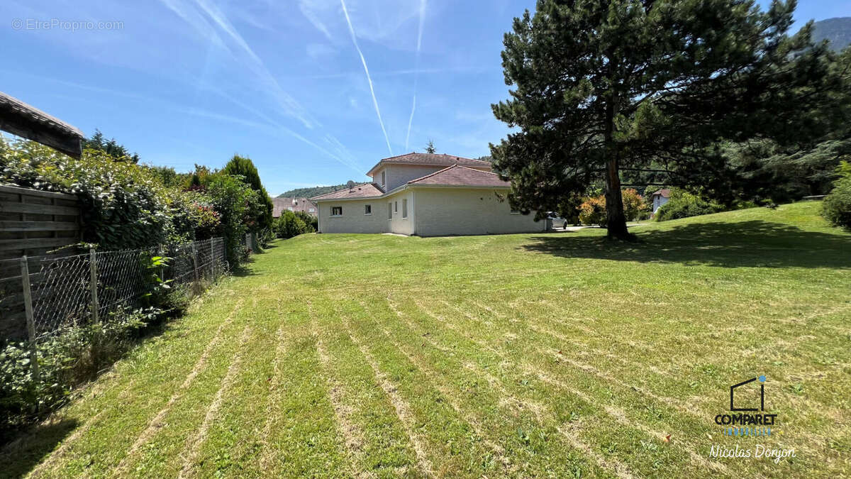 Maison à CHAPAREILLAN