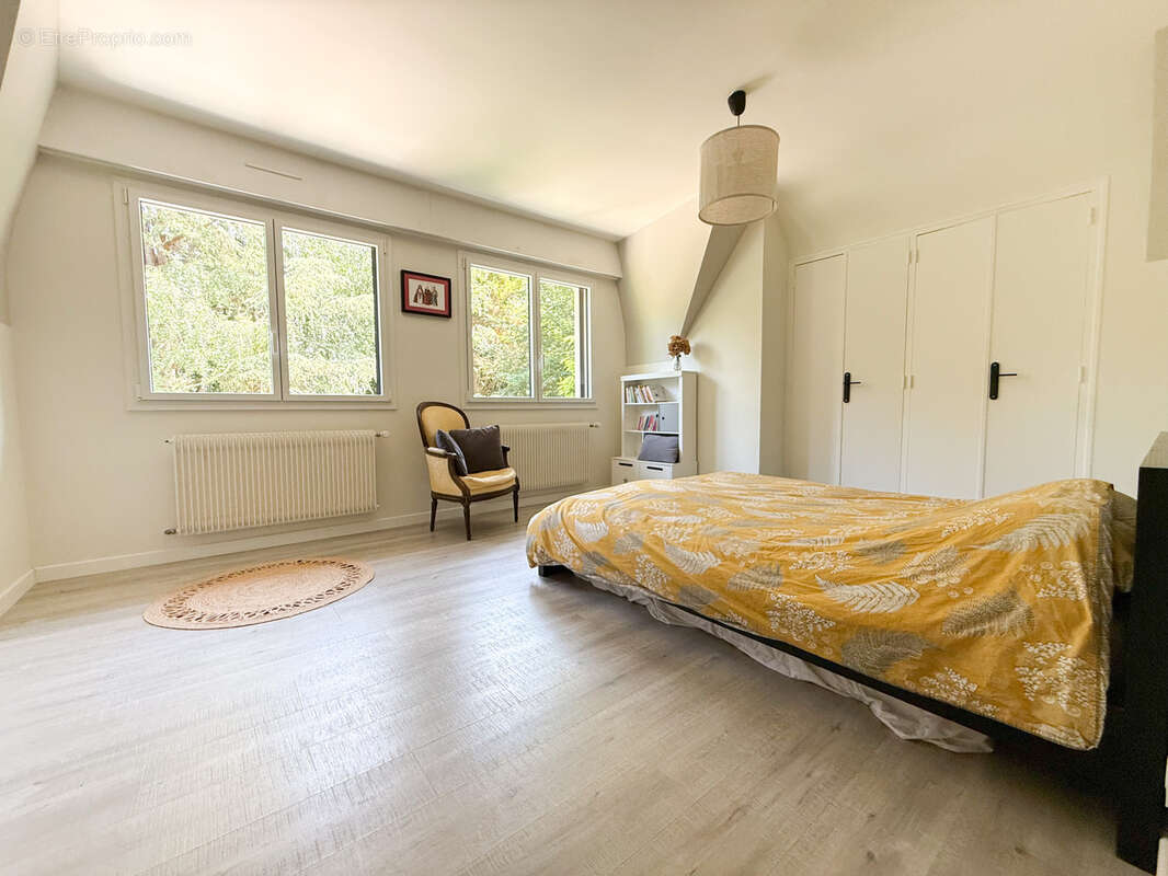 Maison à LA CHAPELLE-SUR-ERDRE