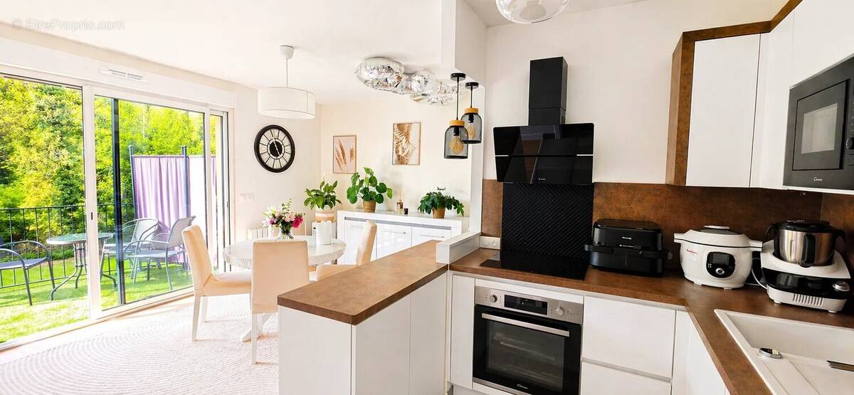 Appartement à FONTENAY-TRESIGNY