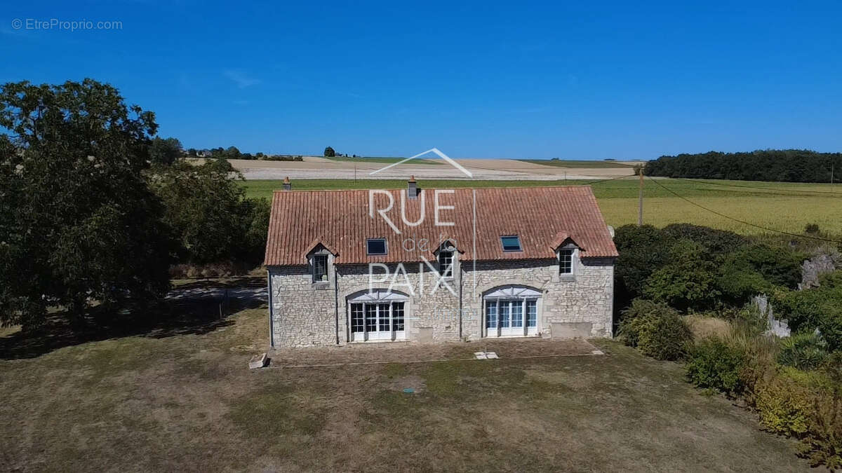 Maison à ASSAY