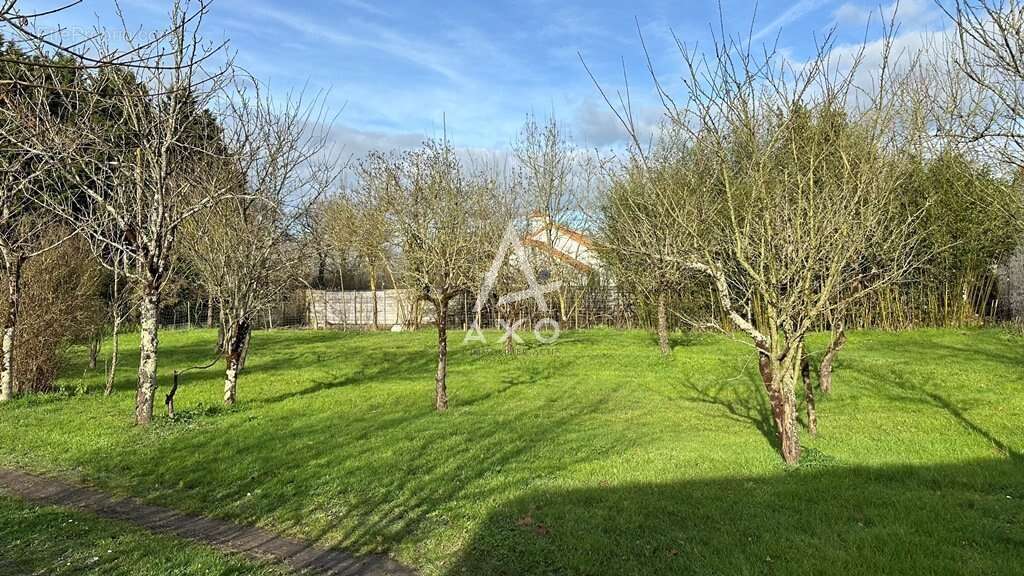 Terrain à LA BERNARDIERE