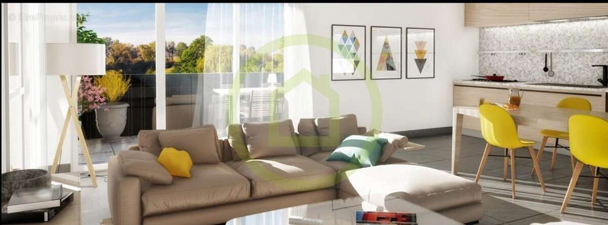 Appartement à LATTES