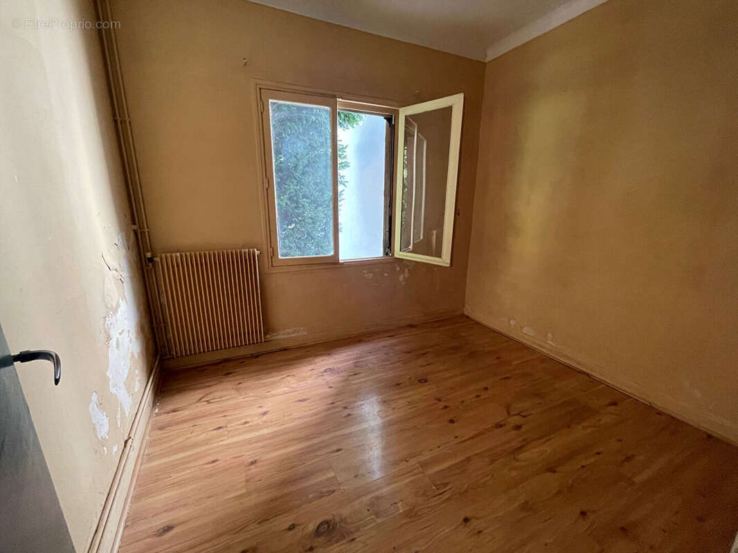 Maison à rénover - Champigny Sur Marne - 5 pièces 117 m2 - photo 8