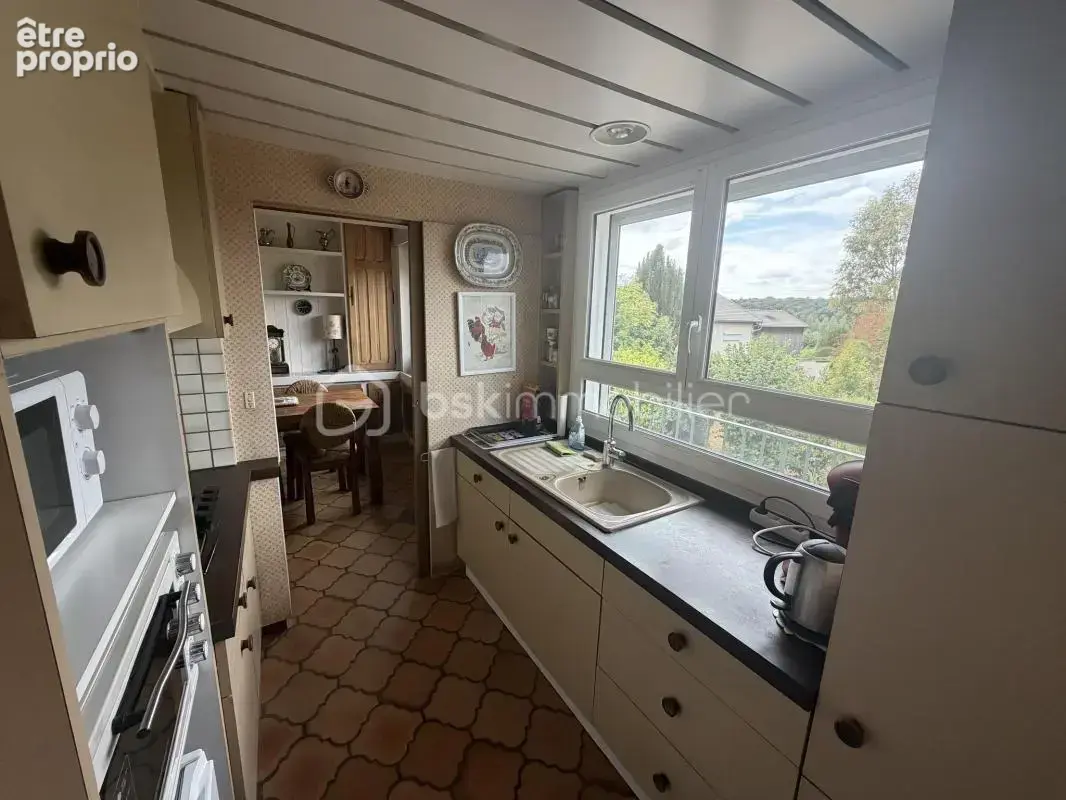 Maison style Américain avec terrain et ses diverses possibilités au cœur d'une localisation idéale - photo 4