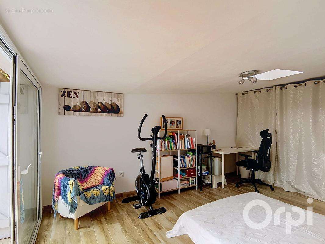 Maison 4 pièces avec piscine et vue mer – Toulon Les 4 chemins - photo 8