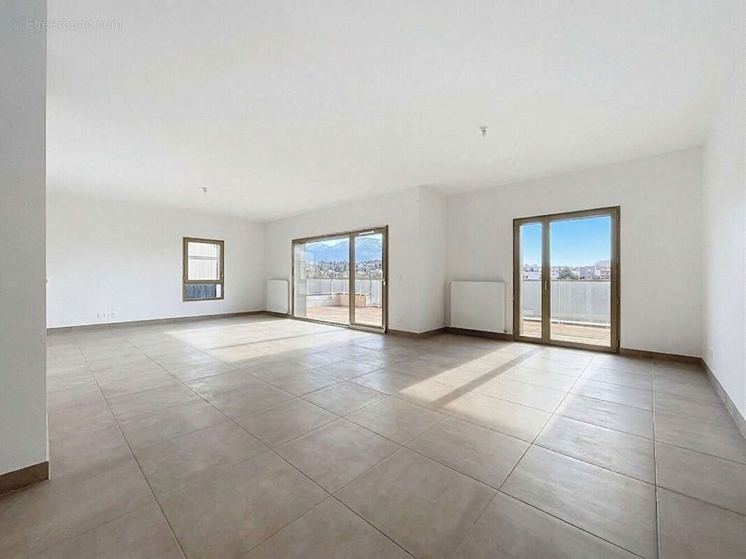 Appartement à ANNECY-LE-VIEUX