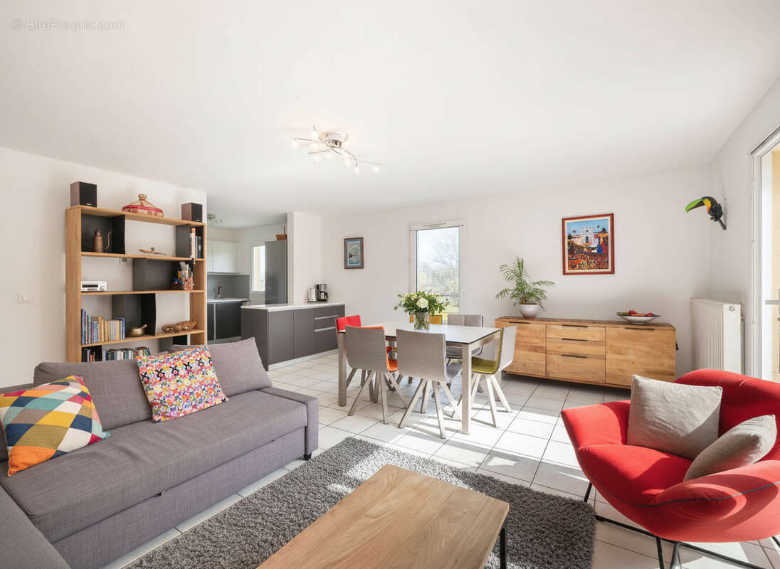 Le Cerisier, grand appartement T4 avec balcon - photo 2