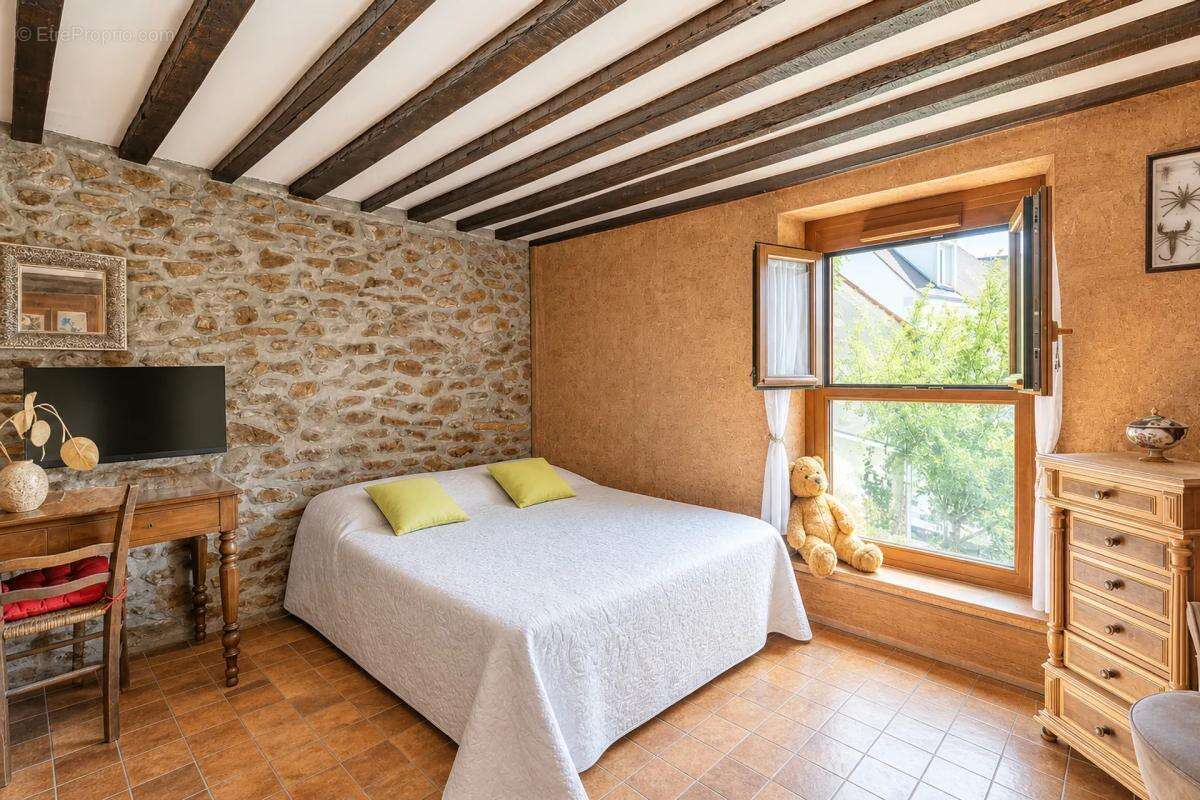 À vendre – Maison familiale - photo 8