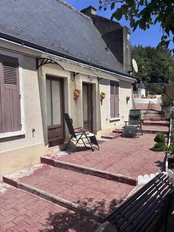Maison à CINQ-MARS-LA-PILE