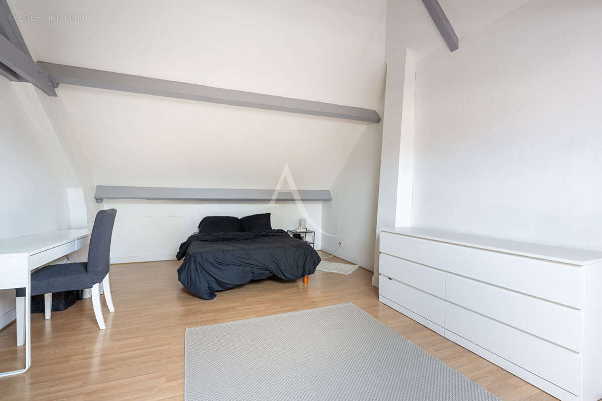 Maison à LES MUREAUX